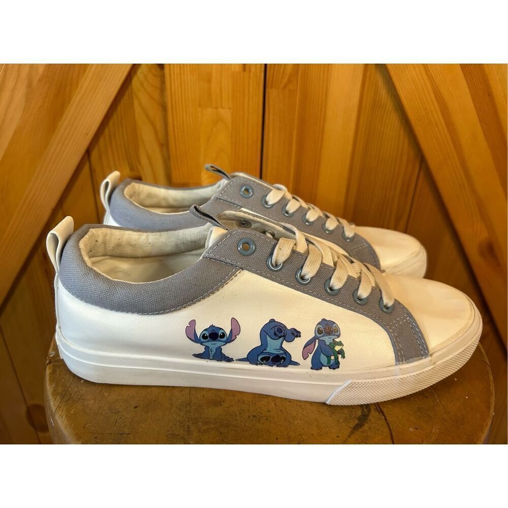 Disney Lilo & Stitch Poses Lace-Up Sneakers Size 10 Ground Up